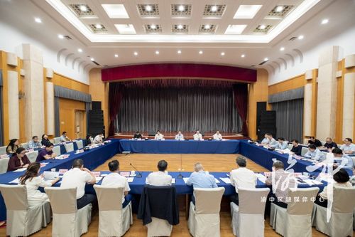 渝中區委書記黃茂軍強調 統籌發展和安全，確保節日喜慶祥和平安穩定